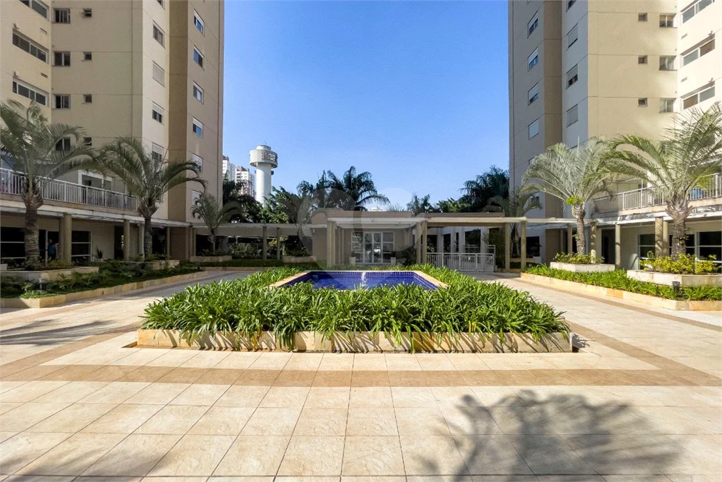 Apartamento à venda com 3 quartos, sendo 1 suíte, em Santo Amaro, São Paulo, SP
