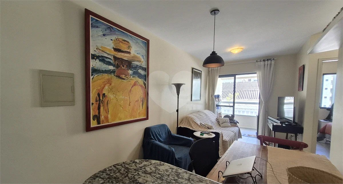 Apartamento 2 quartos, sacada e vaga em Santa Cecília