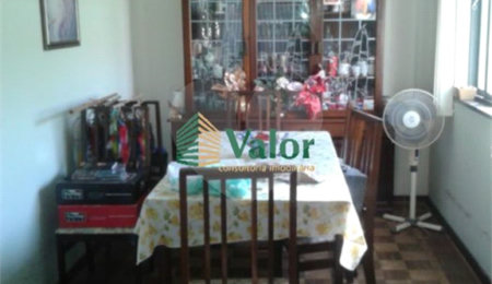 Casa à venda com 4 quartos, sendo 1 suíte,  em Vila Monteiro (gleba I), São Carlos, SP
