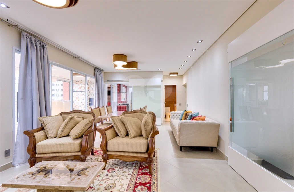 Apartamento à venda com 3 suítes em Jardim Marajoara, São Paulo, SP