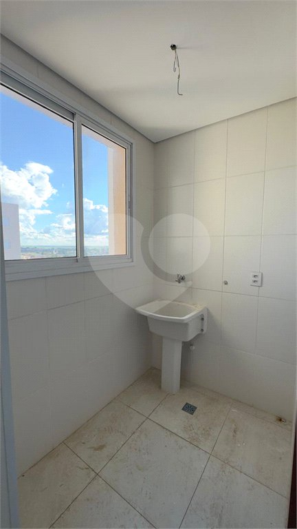 Aurora Gardens - Apartamento com 3 dormitórios e espaço de sobra.