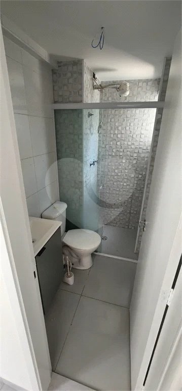 Apartamento com 42m², 2 quartos, 1 garagem, à venda em Itaquera