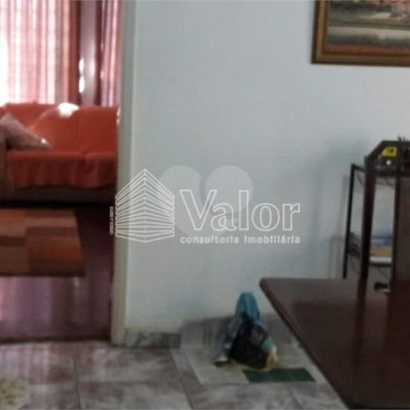 Casa Residencial Vila Faria á venda.