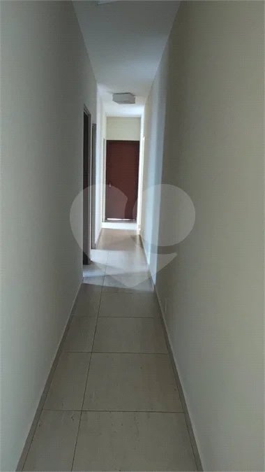 Casa à venda com 3 quartos, sendo 2 suítes, no condomínio Cafezal VI, Itupeva - SP