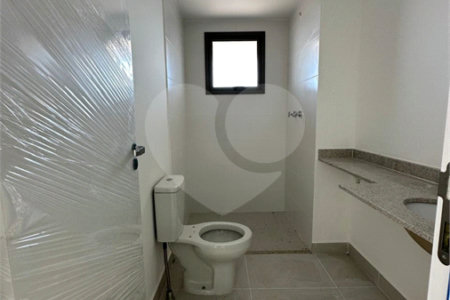 Apartamento com 125m², 3 dormitórios, sendo 3 suítes, 2 vagas, à venda na Moóca.