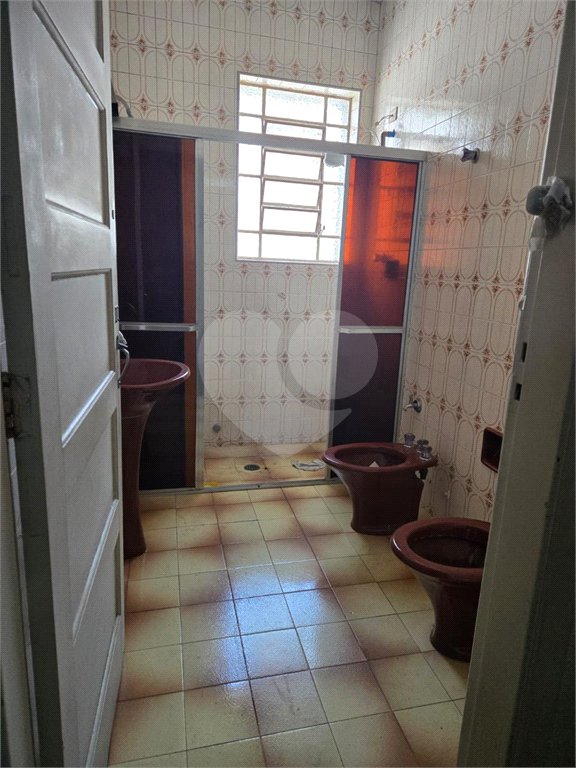 Casa com 244m² , 2 dormitórios , 3 vagas , à venda no Bosque da Saúde.