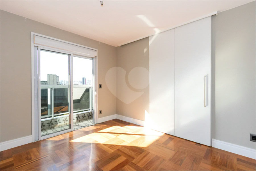 Vila Clementino - 161 m² | 2 dormitórios, com possibilidade de 3 | suíte master | 3 vagas | depósito