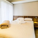 Apartamento totalmente mobiliado com ar-condicionado localizado no coração do Brooklin!!!
