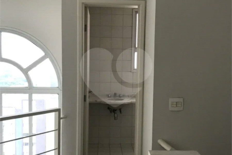 Apartamento à venda com 1 suíte em Campo Belo, São Paulo, SP