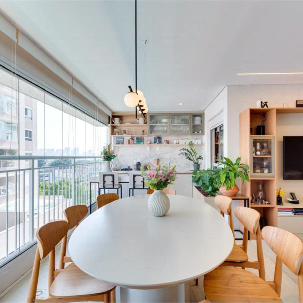 Apartamento à venda com 3 quartos, sendo 2 suítes, em Santo Amaro, São Paulo, SP