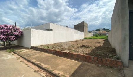 Terreno à venda em Jardim Embaré, São Carlos, SP