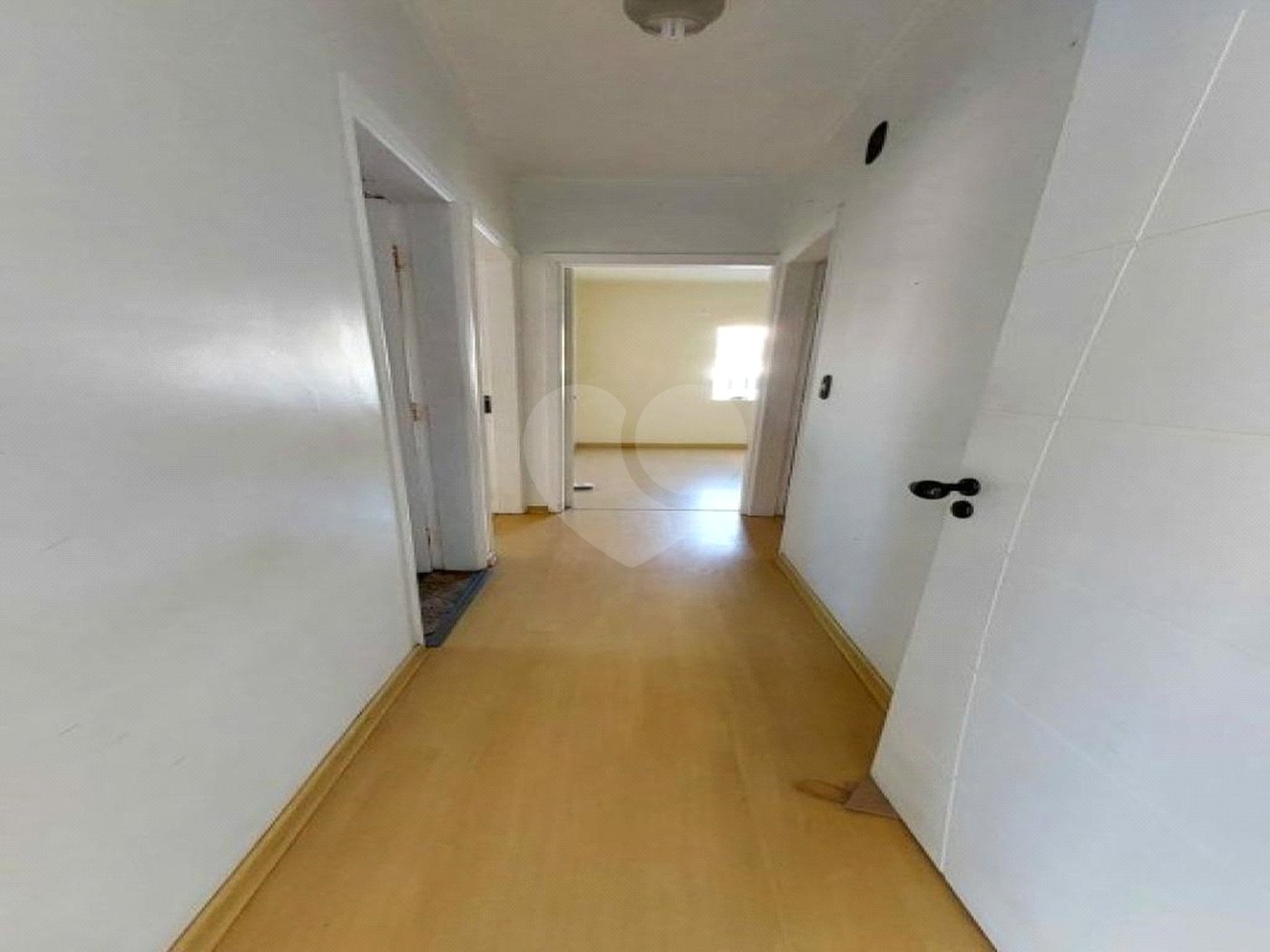 Apartamento de 03 dormitórios. Agende uma visita.