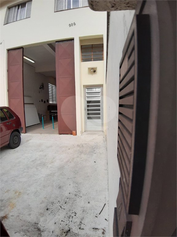 Sobrado venda ou locação HORTO com 254m2, 4 quartos, 2 sala, 2 cozinha, quintal e 3 vagas de garagem
