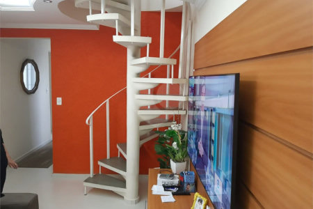 Apartamento com 125 m², 2 quartos (1 suíte) e 2 vagas de garagem à venda no bairro Nova Gerty em São Caetano do Sul