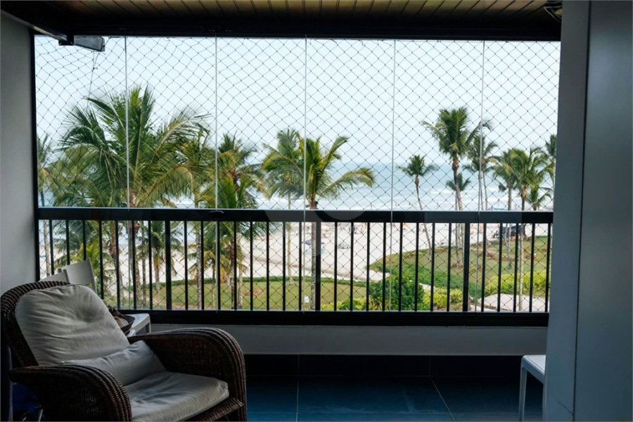 Apartamento à venda com 3 quartos, sendo 1 suíte, em Riviera de São Lourenço, Bertioga, SP