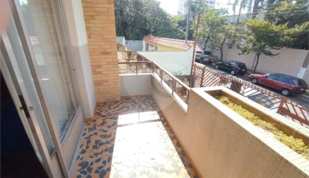Casa à venda com 5 quartos em Jardim da Glória, São Paulo, SP