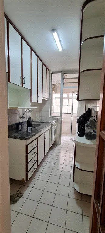 Apartamento 2 quartos (1suíte) 1 vaga na rua Piracema próximo a Saint Tropez