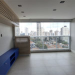 Apartamento com 2 vagas no Campo Belo