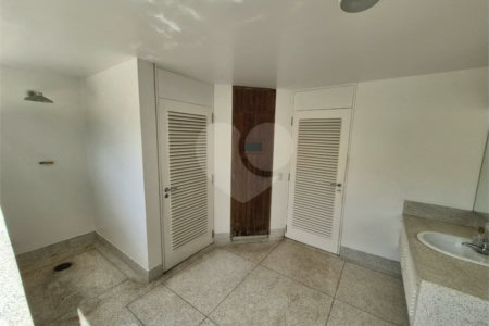 Casa a venda ou locação no Tamboré 1