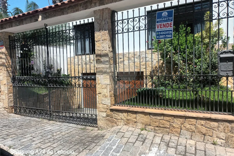 SOBRADO AMPLO COM 4 DORMITORIOS VISÃO PARA SERRA