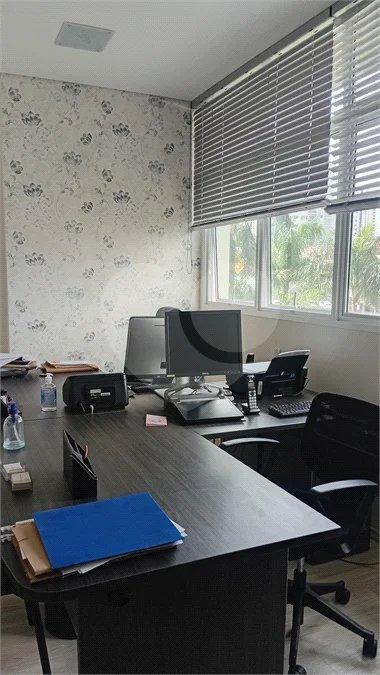 SALA COMERCIAL MOBILIADA PARA LOCAÇÃO NO DOMO BUSINESS | 39 m² | CENTRO – SÃO BERNARDO DO CAMPO/SP