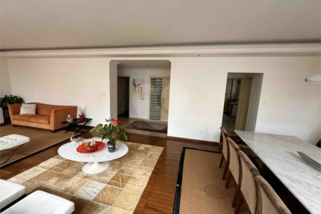 Elegância e conforto. Apartamento exclusivo de 250m2 em Higienópolis, um por andar.