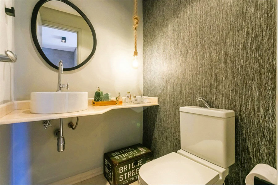 Vila Clementino - Apartamento reformado | 186 m² | 3 suítes | 3 vagas livres