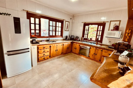 Sobrado à venda com 3 quartos, sendo 1 suíte,  em Chácara Recanto Verde, Cotia, SP