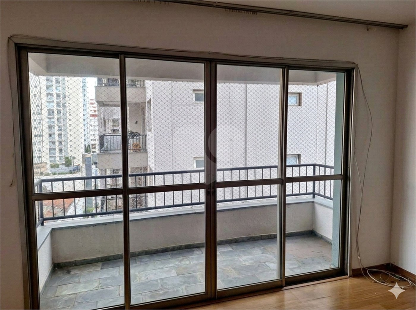 Apartamento à venda 2 dormitórios,75 m2 ,1 vaga-Campo Belo