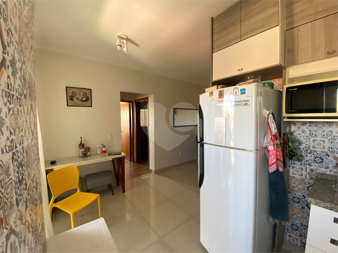 Apartamento de 2 dormitórios (1 suíte) próximo a Rodoviária