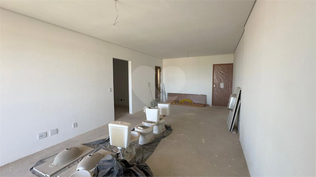 Apartamento "Tela em Branco" no condomínio Aurora Gardens - Oportunidade rara