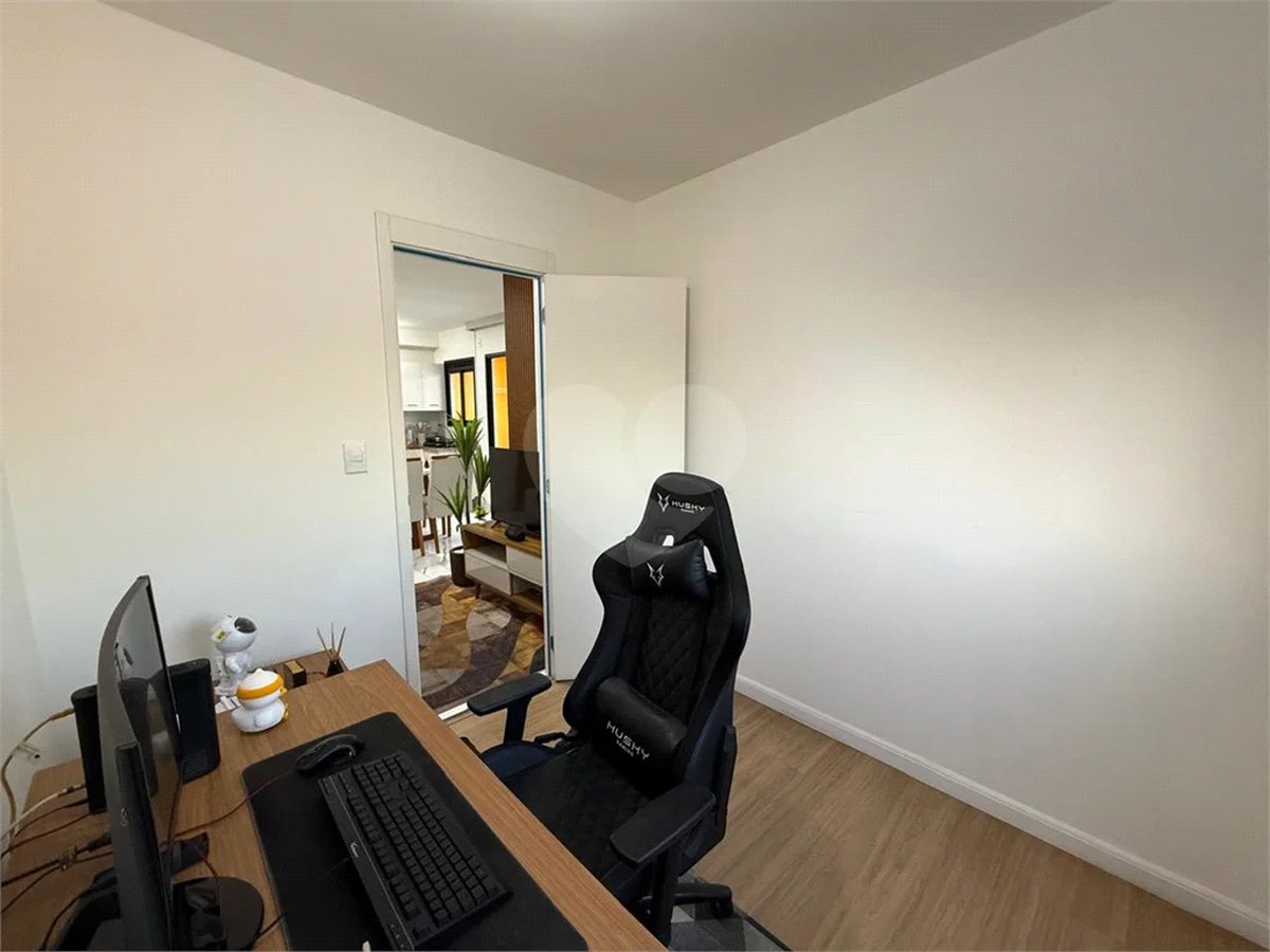 Apartamento à Venda na Vila Maria | 2 Dormitórios | Sacada Grill | Vista Livre | Vaga Coberta + Depósito