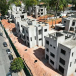Residencial Tremembe Casa Linda - 255 mts - 04 dormit sendo 02 suites , 5 wcs - 04 vagas