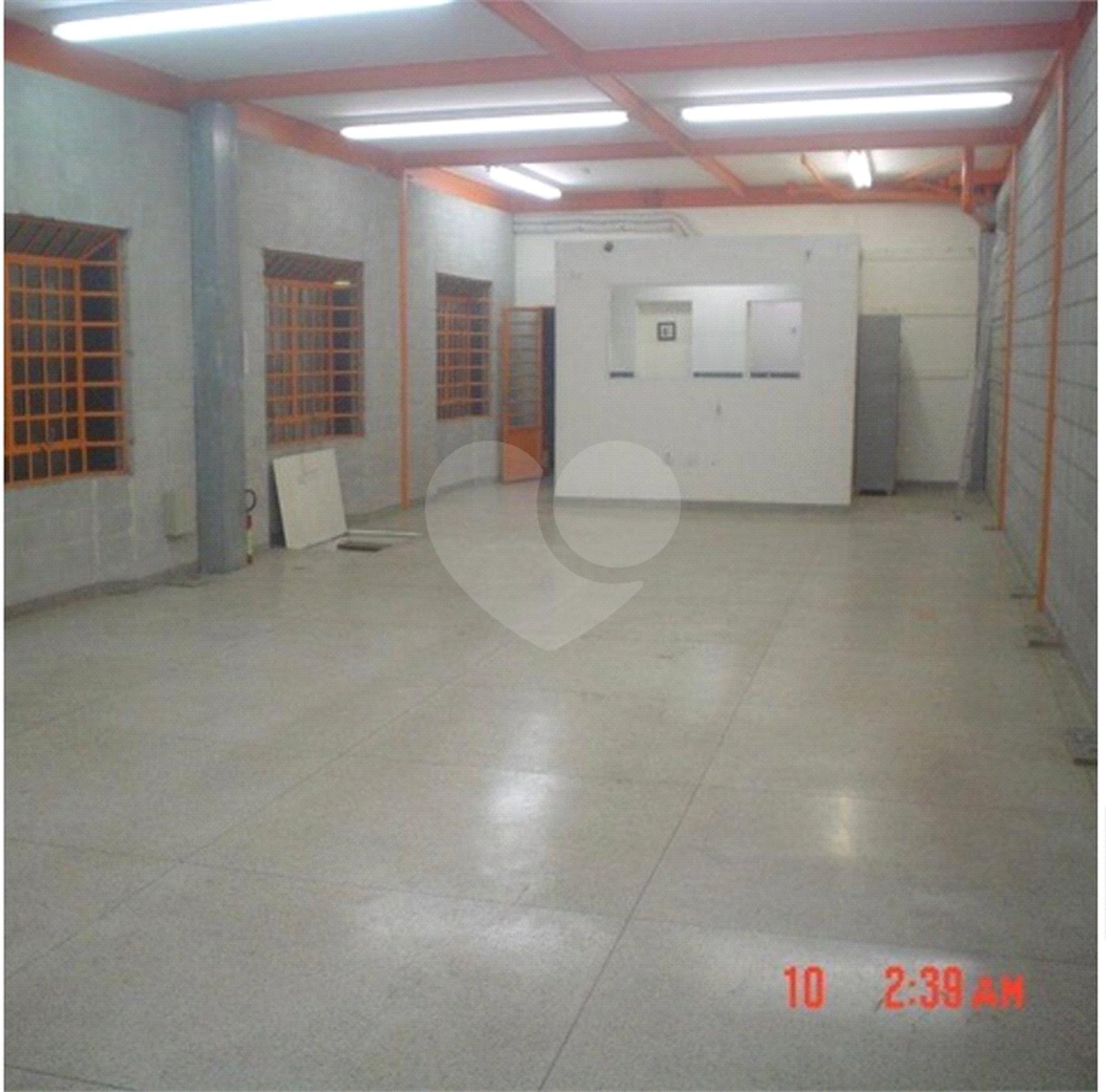 SALÃO COMERCIAL BRÁS COM INQUILINO À VENDA
