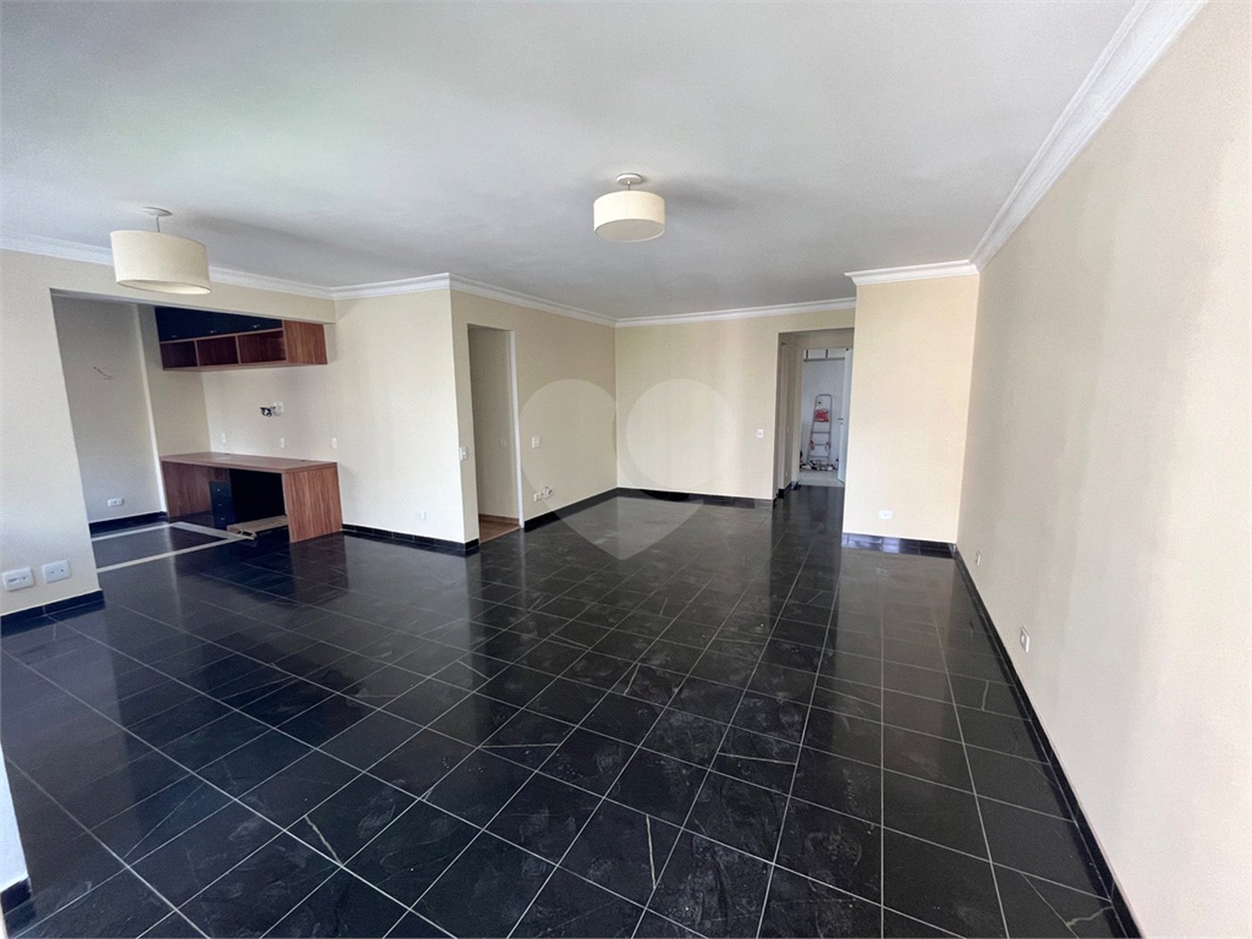 Apartamento à venda ou para alugar com 2 quartos, sendo 1 suíte,  em Itaim Bibi, São Paulo, SP