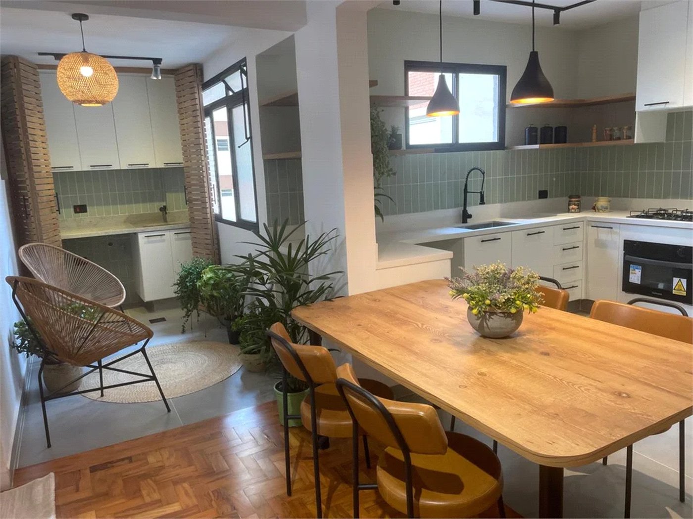 Apartamento à venda com 2 suítes em Pinheiros, São Paulo, SP