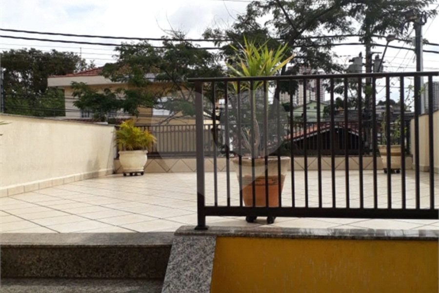 Sobrado à venda com 3 quartos, sendo 1 suíte, em Jardim Santa Mena, Guarulhos, SP