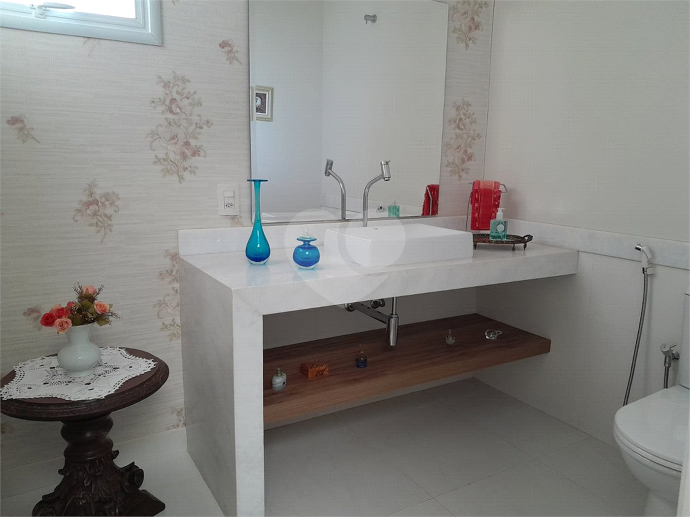 Casa à venda com 5 suítes no condomínio Ipe Velho, Vinhedo - SP