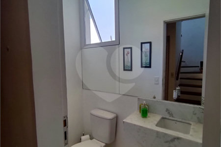 Casa à venda ou para alugar com 4 suítes no condomínio Sambaqui, São Sebastião - SP