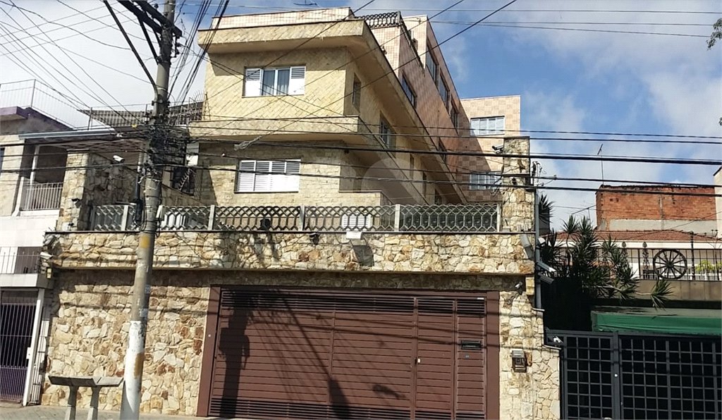 Sobrado à venda com 9 quartos, sendo 4 suítes,  em Vila Maria Alta, São Paulo, SP