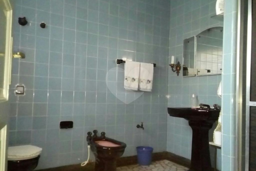 Sobrado à venda com 4 quartos em Vila Guilherme, São Paulo, SP