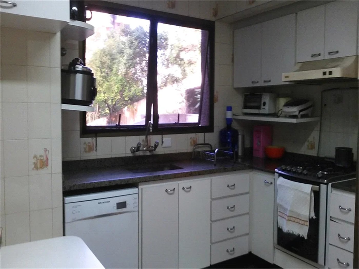 Apartamento à venda com 3 quartos, sendo 1 suíte,  em Jardim Vitória Régia, São Paulo, SP