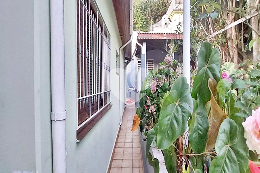 Casa Térrea à venda ou para alugar com 4 quartos, sendo 2 suítes, no Centro, Mairiporã, SP