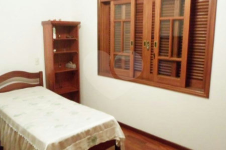 Sobrado à venda com 3 quartos, sendo 1 suíte, em Campo Grande, São Paulo, SP
