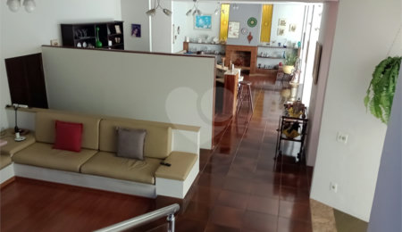 Casa à venda com 4 quartos, sendo 1 suíte,  em Vila Rosa, Itapetininga, SP