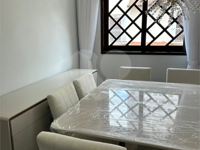 Casa à venda com 3 quartos, sendo 1 suíte,  no condomínio Residencial Morada do Horto, São Paulo - SP