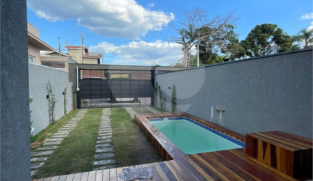 Casa à venda com 3 suítes em Jardim Ipê, Atibaia, SP