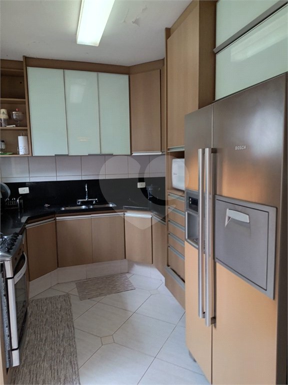 Casa Térrea à venda com 4 quartos, sendo 3 suítes, em Jardim Morumbi, São Paulo, SP