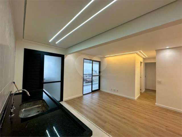 Apartamento à venda com 3 quartos, sendo 1 suíte,  em Santana, São Paulo, SP