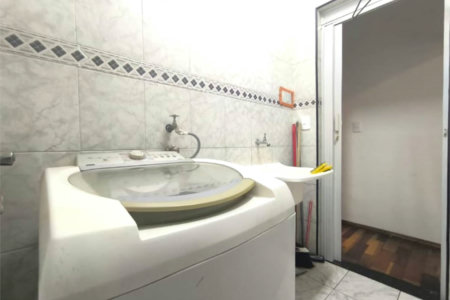 Apartamento à Venda no Edifício Esther Lins – Próximo à USP e UFSCar.